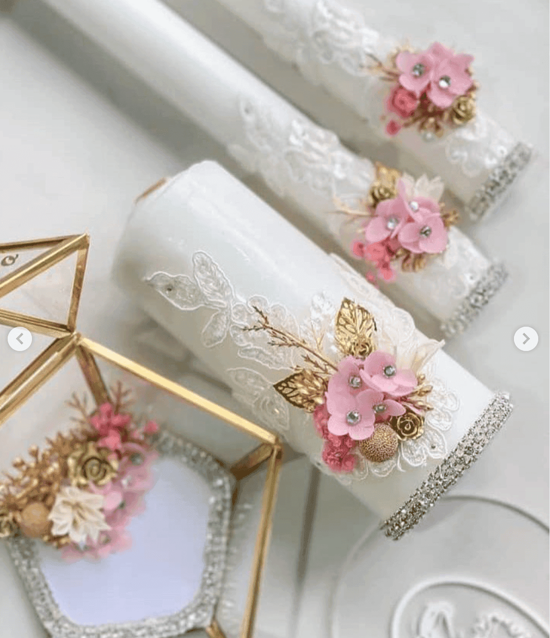 Classic White Pink Hover